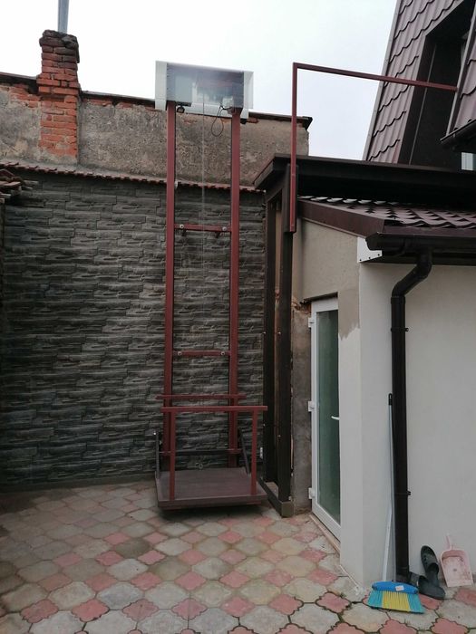 Lift exterior/interior cu telecomanda