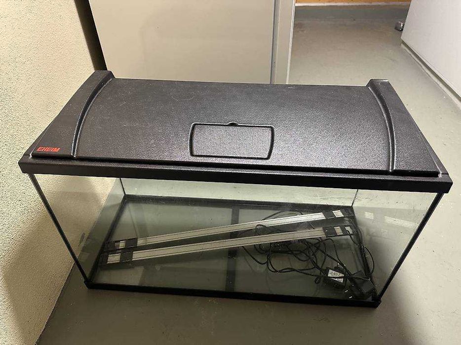 Acvariu Eheim 126l