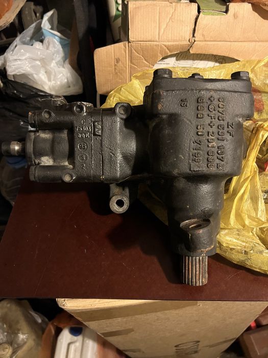 Рулевой редуктор БМВ е38