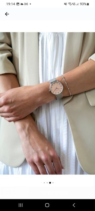 Isabella Ford - Ceas analog decorat cu un diamant,