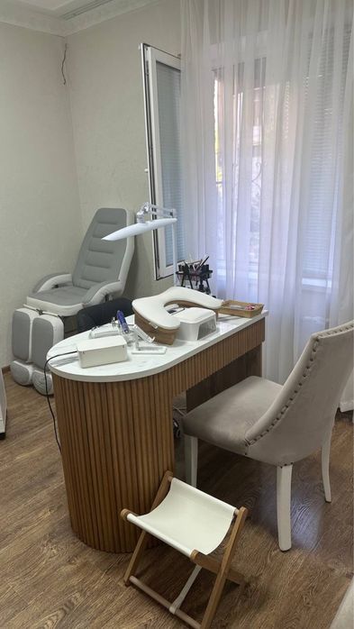 Мирабад.р-н Нукусская Сдаётся кабинет для мастера маникюра через день
