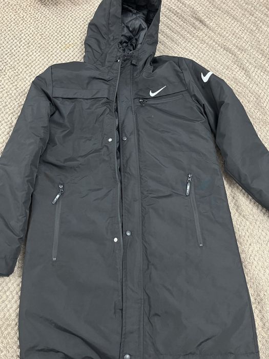 Дълго яке nike С размер