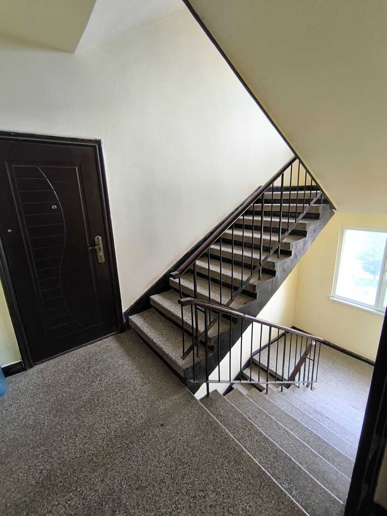 Продава се Двустаен апартамент в Перник, Изток - 57 кв.м за 1163 €/кв.м - Снимка #9