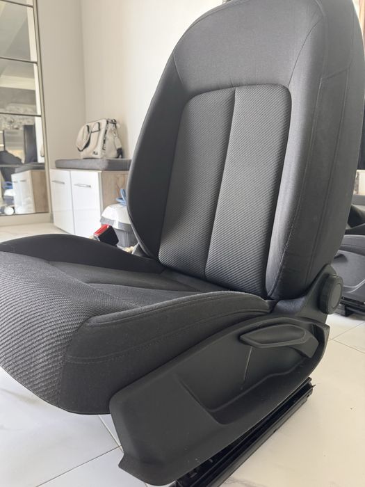 Interior stofa cu scaune incalzite Audi A6 an 2020