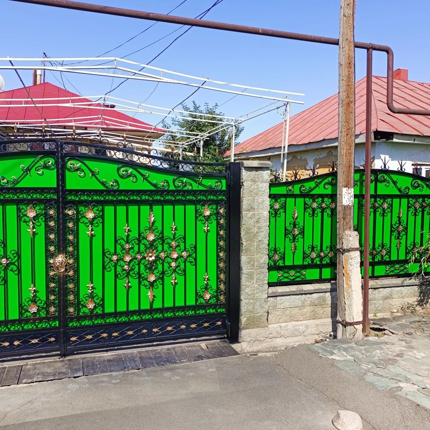 Покраска крыши, фасада здания металла черепицы, карниза, франтона, заб