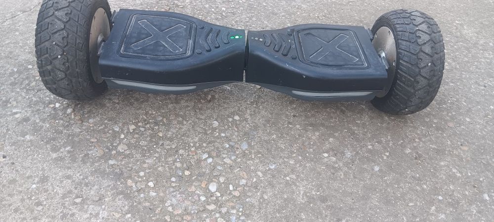 Vând 3 hoverboard uri