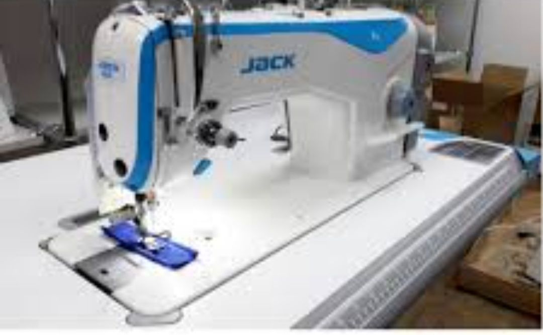 Швейная машина jack A4