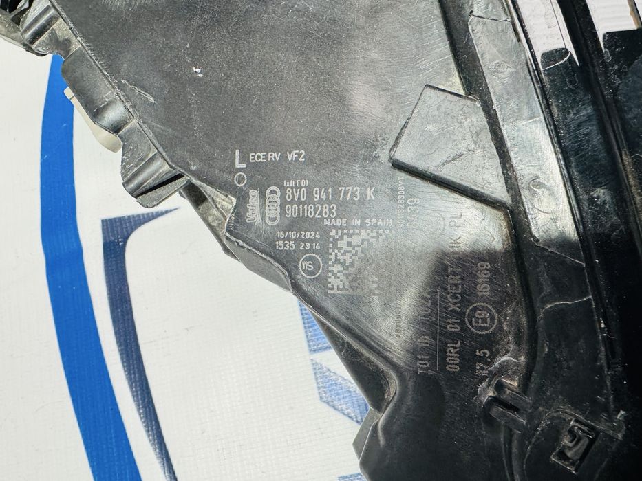 Far stanga Full Led Matrix Audi A3 8V dupa 2017 cod 8V0941773K