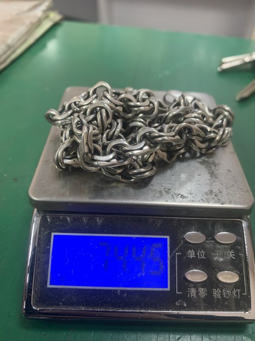 Продам мужкую цепь