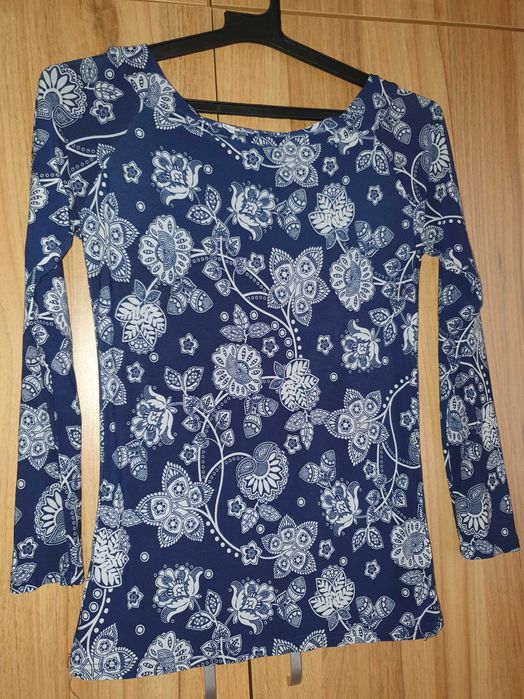 Дамска еластична блуза - S размер
