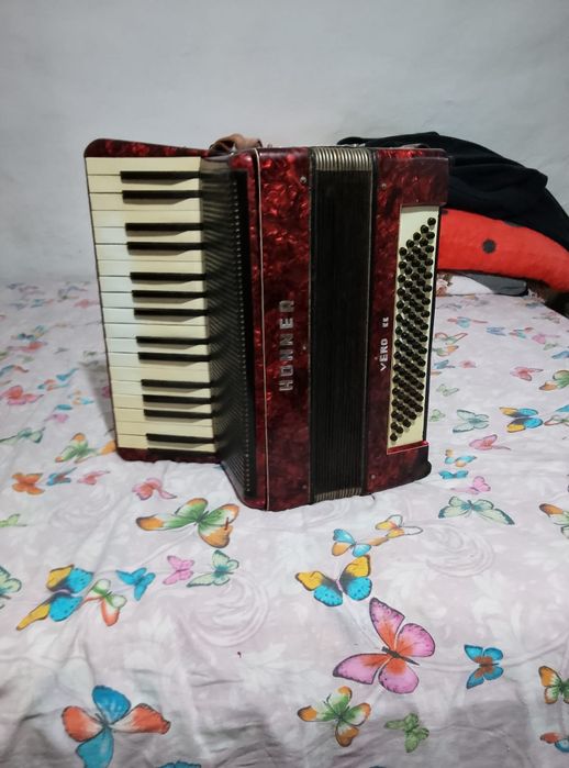 Vând Acordeon hohner Verdi2