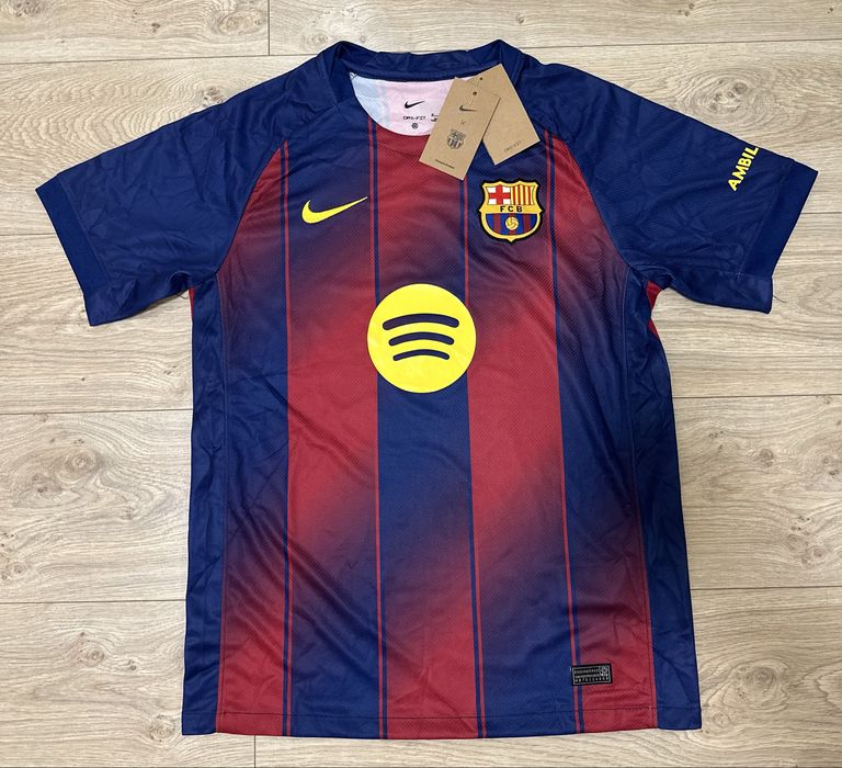 *НОВО* FC Barcelona 2025/2026 футболна тениска