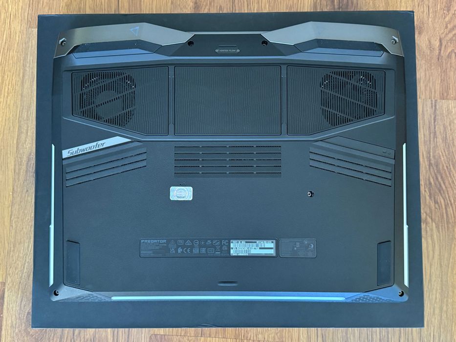 17.3 4K 120Hz i9-11980HK Acer Predator Helios 500 Nvidia RTX 3080 16GB