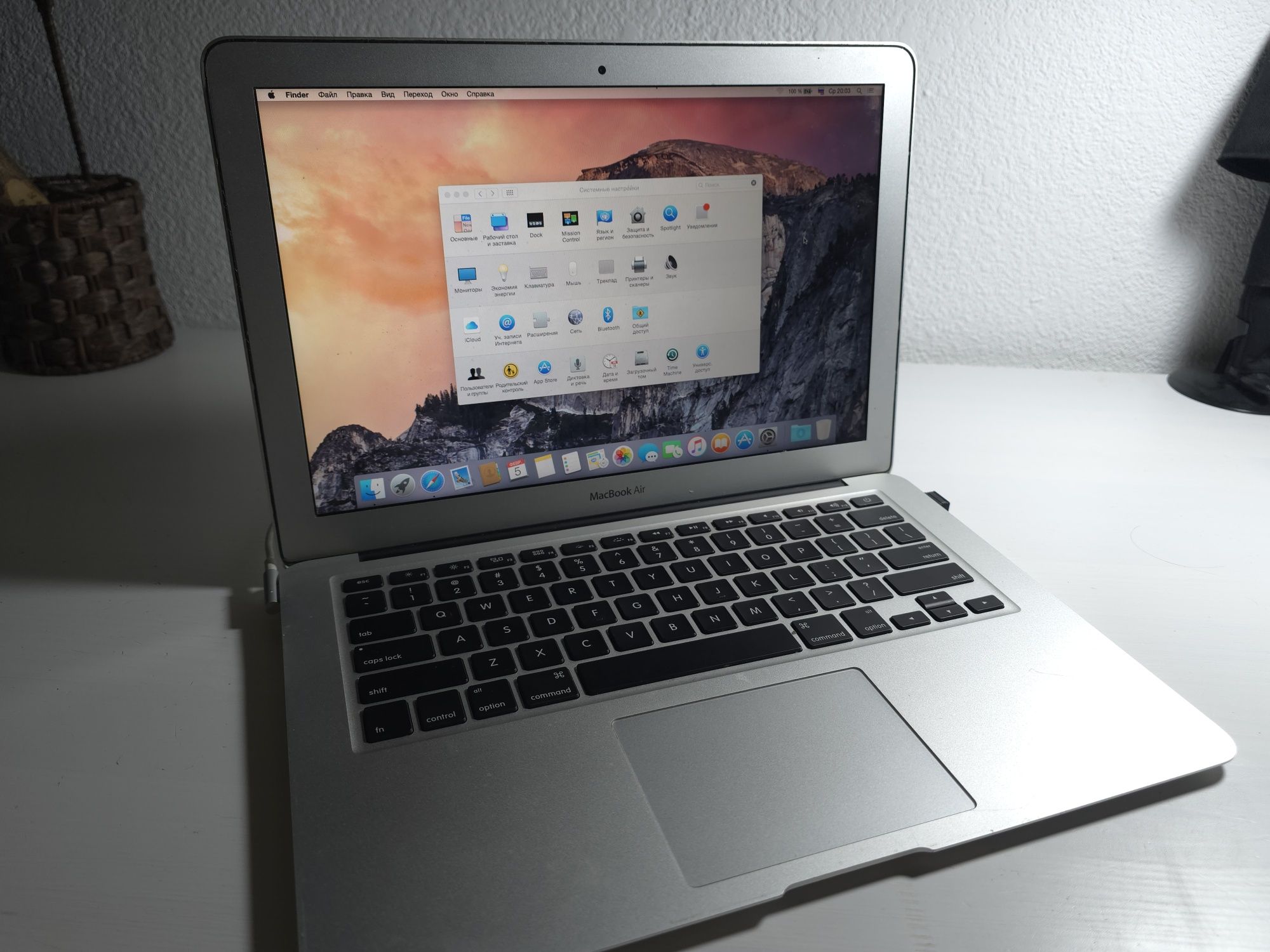 MacBook Air 13 model A1369 макбук