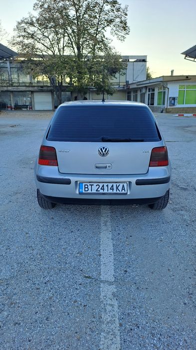 Продавам VW голф4