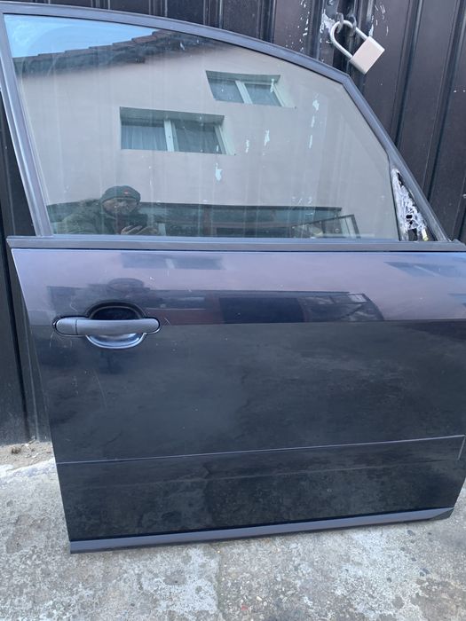 Uşa Audi A2 dreapta față