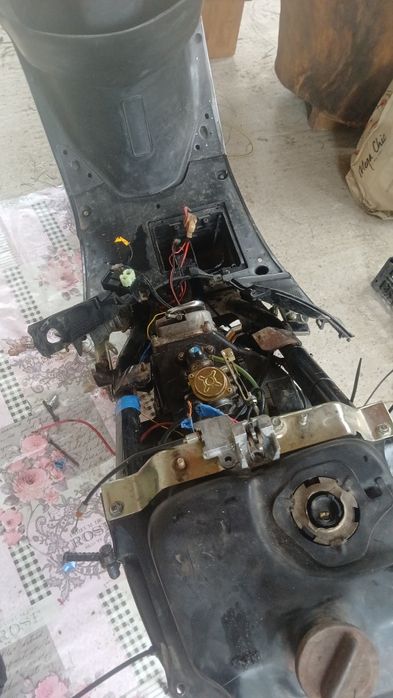 Vând scuter gy6 defect