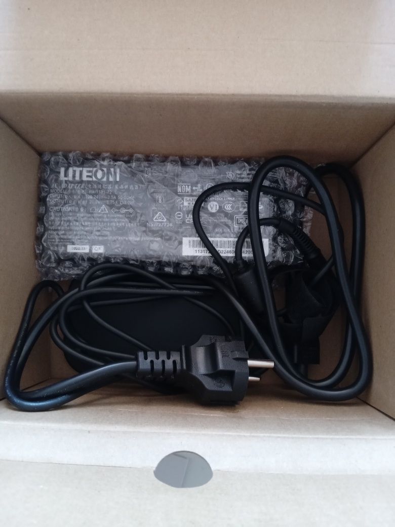 Satechi Thunderbolt 4 Multimedia Pro Dock 16-в-1
