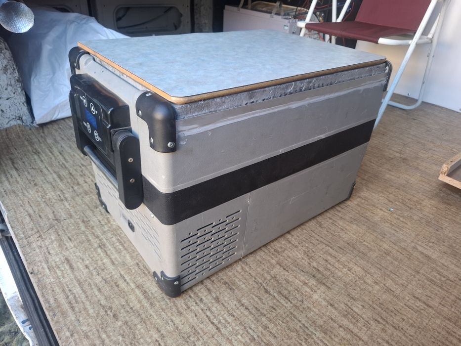 Хладилник 12 24в