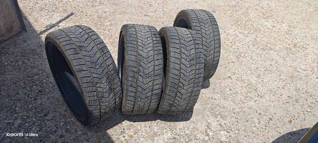Зимни гуми Trakmax 245 35r20