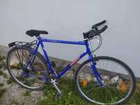 Vând urgent bicicleta Giant, roți de 28
