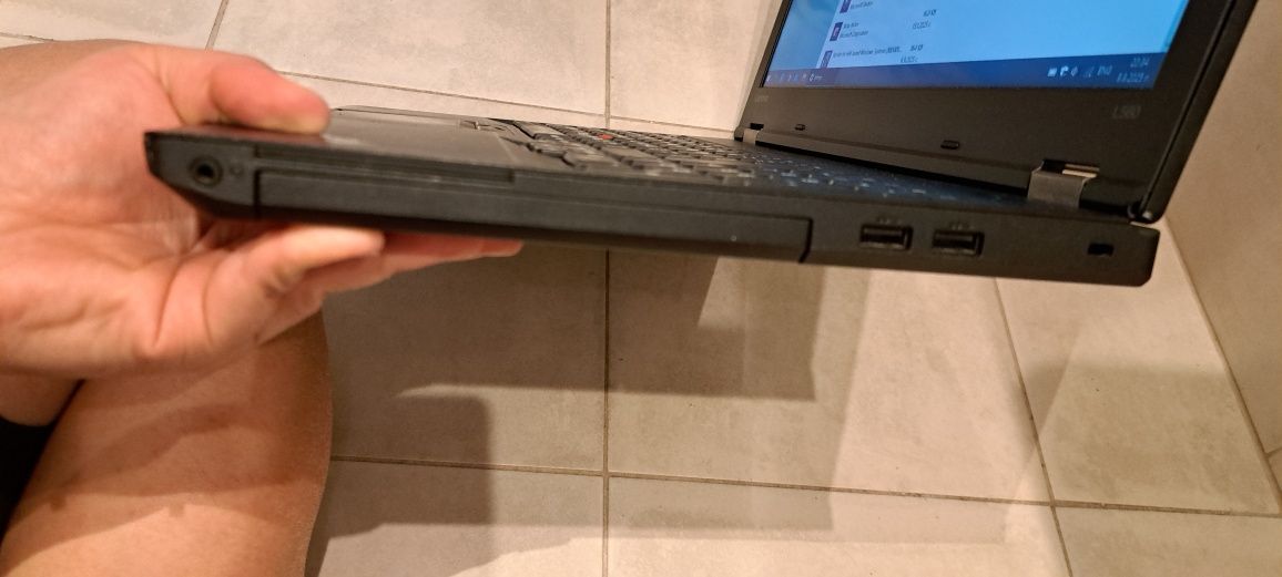 Лаптоп Lenovo L560