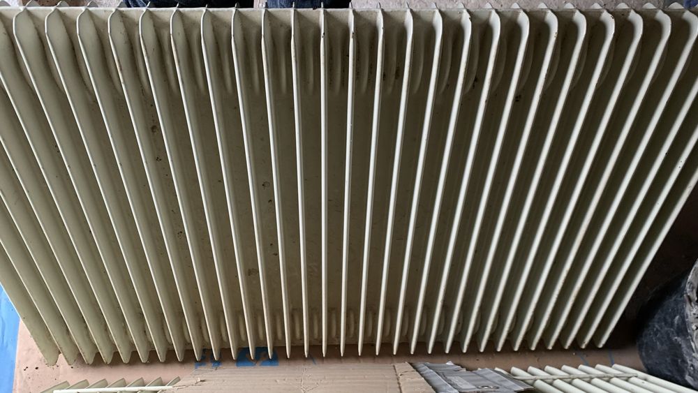 Продам  металлические батареи.