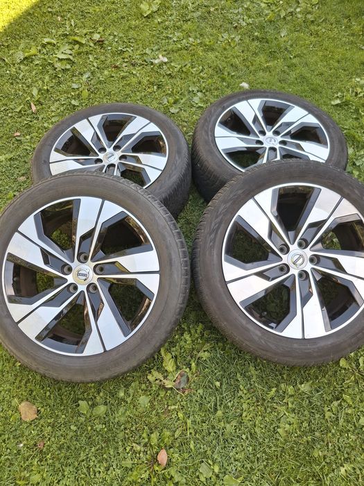 Set jante Volvo originale 18” + anvelope NOKIAN