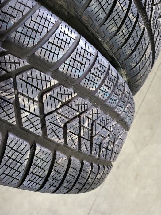 255/45/20 PIRELLI 4бр