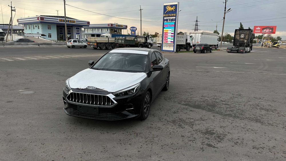JAC J7 chegirma narxda 230mln