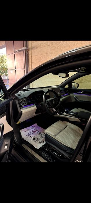 Byd TANG AWD dual mator 635 km elektr 4.4 s