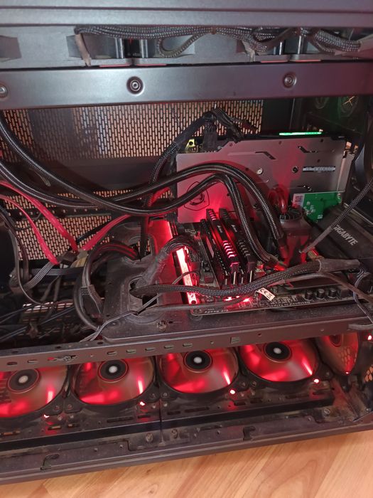 Pc gaming full tower , racire stil Antarctica