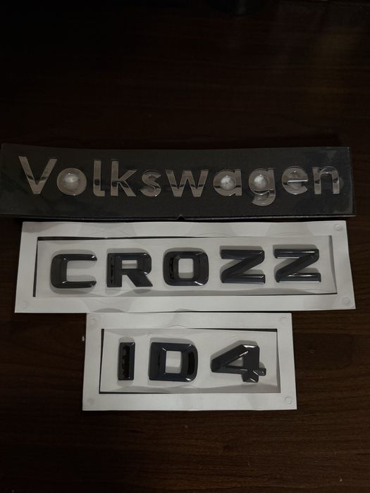 Volkswagen ID-4 эмблема