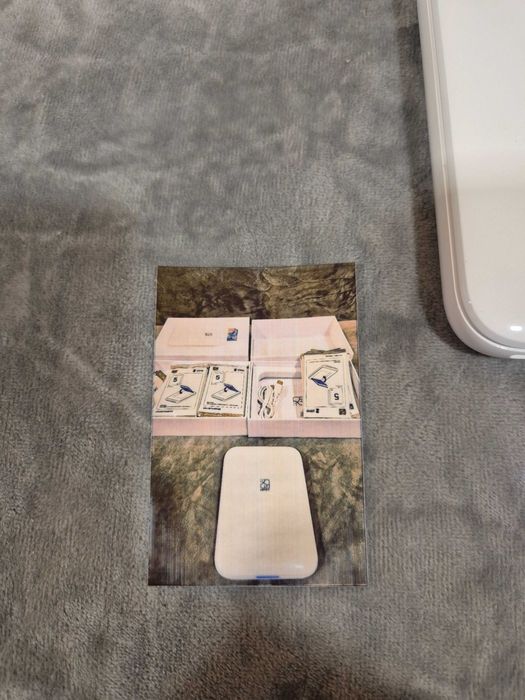 Чисто нови 2 броя мини фотопринтери с 25 листа подарък.