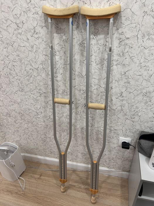 костыль подмышечный б/у размер L