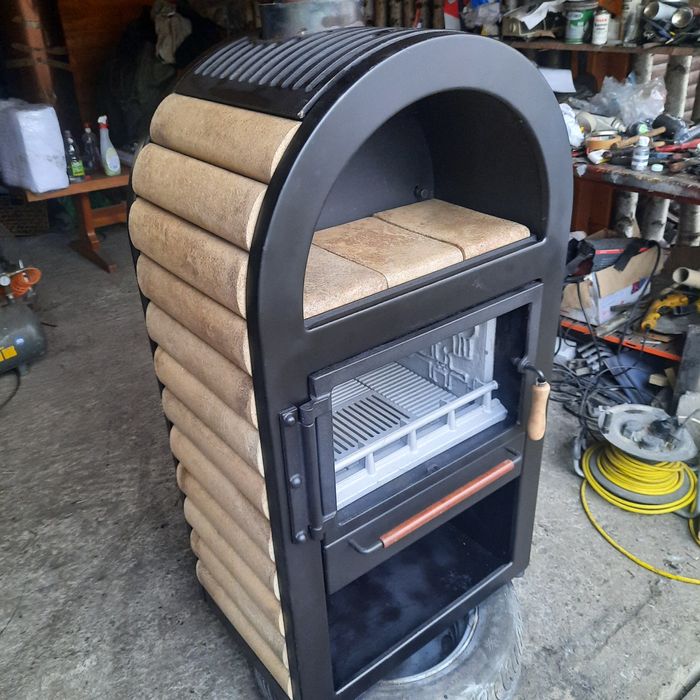 Soba tip șemineu de 9 kw marca Wodtke focar de fontă  calitate germană