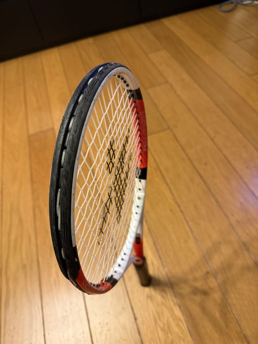 Vand 2 buc rachete tenis cu huse
