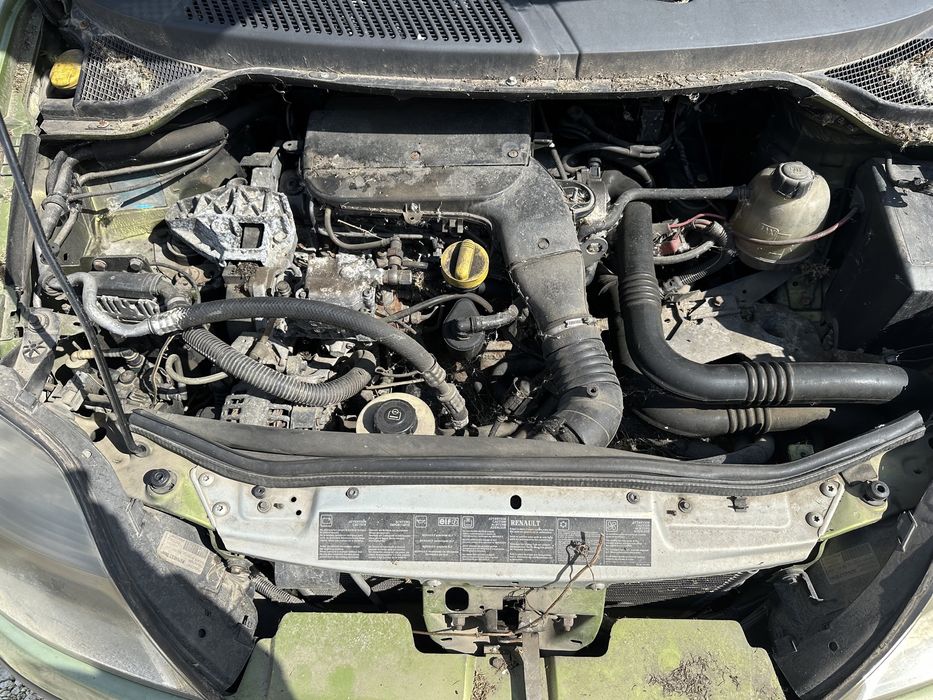 Renault Scenic на части