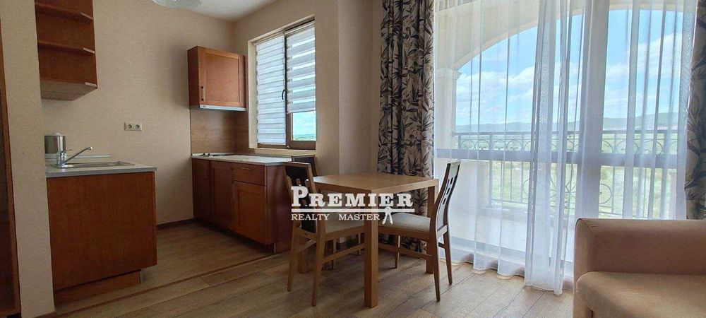 Продава се Двустаен апартамент в к.к. Слънчев бряг - 61 кв.м за 1140 €/кв.м - Снимка #2