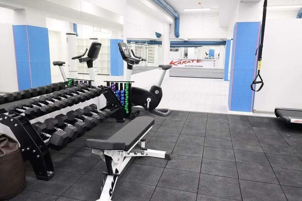 Зала за спорт, танци, тренировки и събития, Комплекс Академика