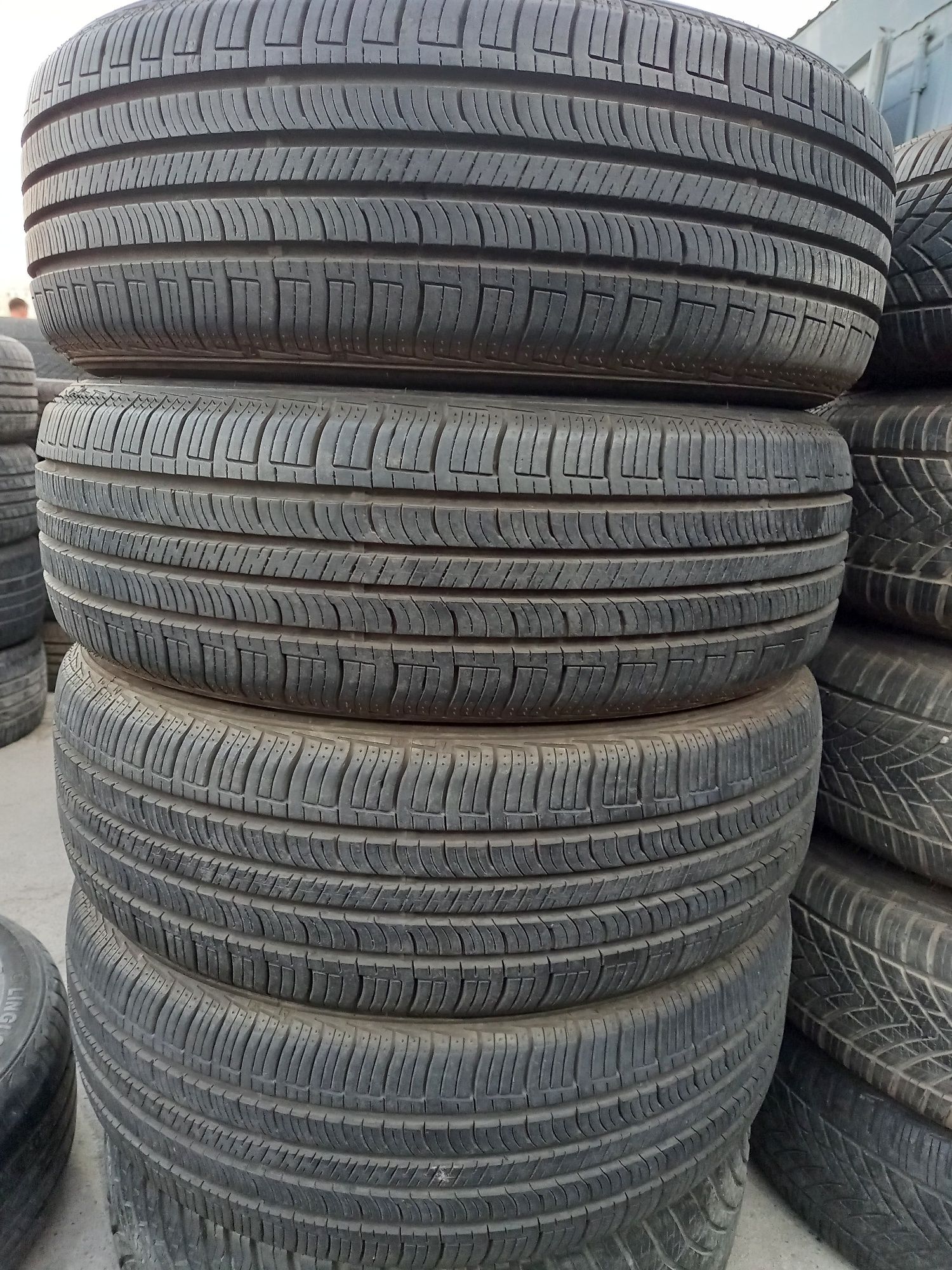NEXEN Npriz 170$ Комплект 4 шт. Почти новый на авто MONZA, ONIX, Kobil