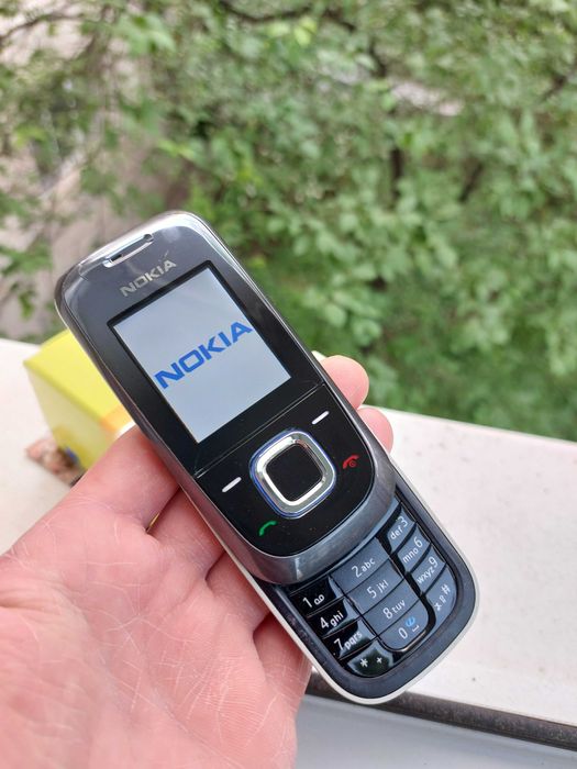 Nokia 2680 orig. Ungaria decodat la cutie cu accesorii stare f buna