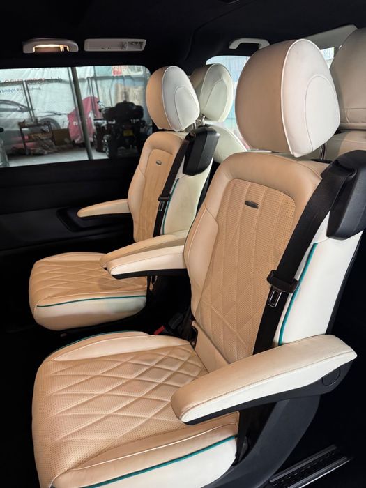 Inchiriez V classe - 7 locuri