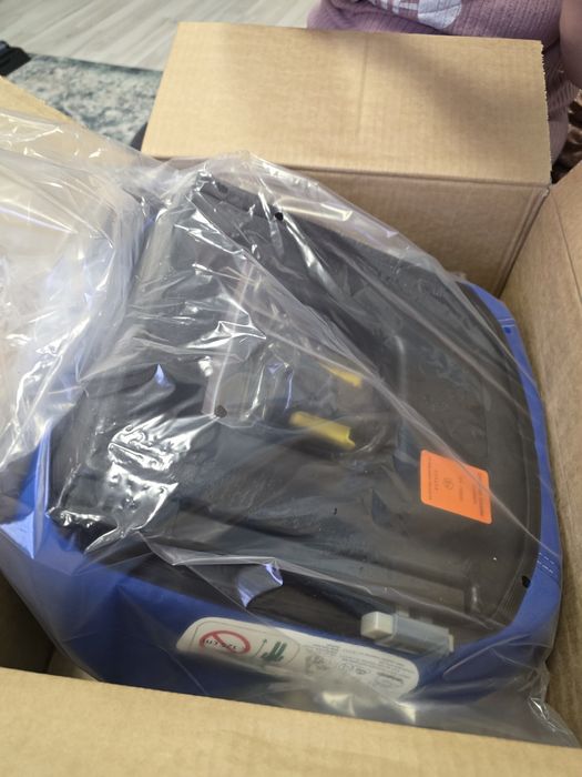 Înălțător auto cu prindere ISOFIX pentru copii