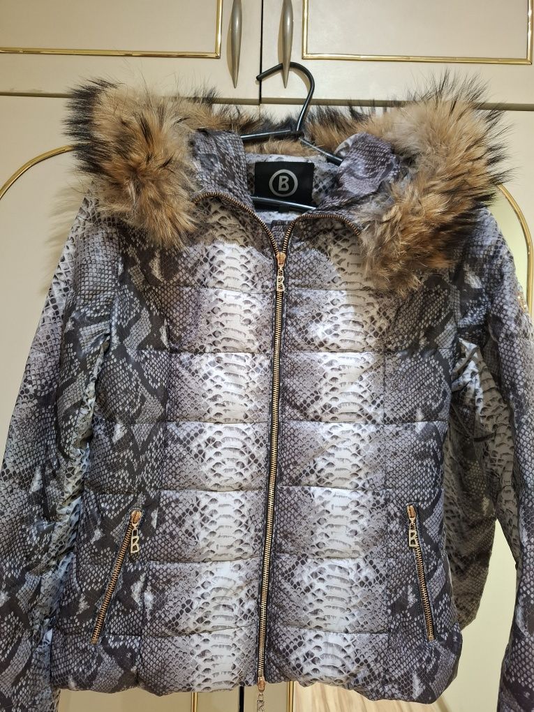 Дамско яке BOGNER със сваляща се качулка от естествен косъм