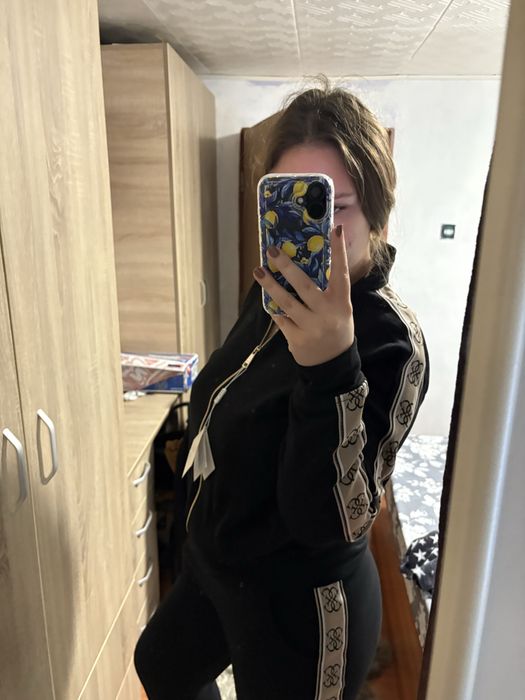 Trening de femei guess