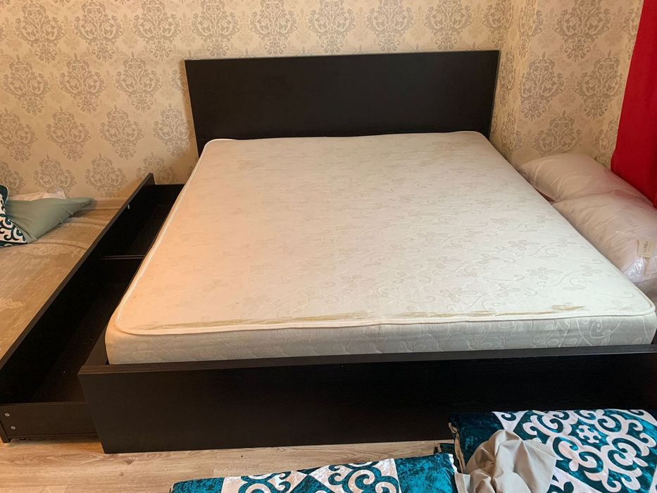 Продается кровать