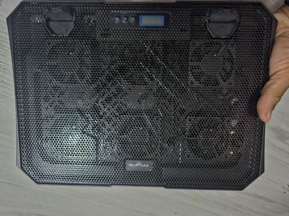Vând laptop in stare perfecta de funcționare