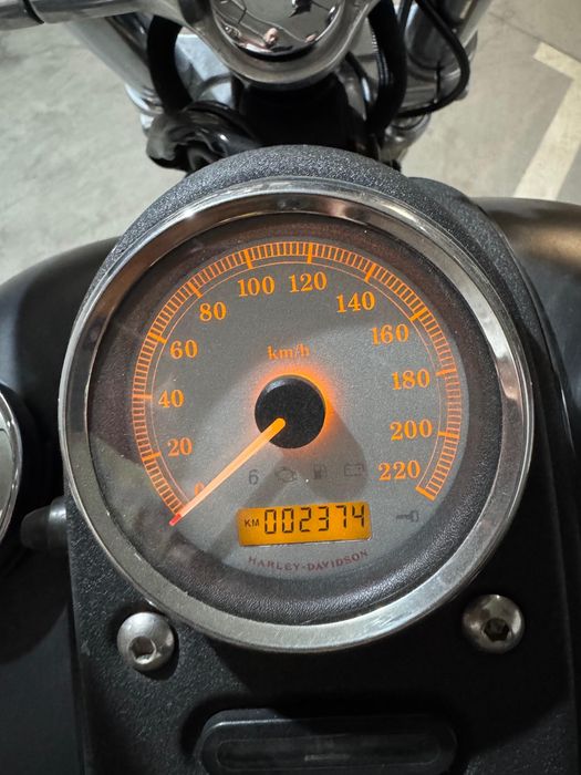 Harley Davidson Dyna Street Bob 2011 – 2800 km