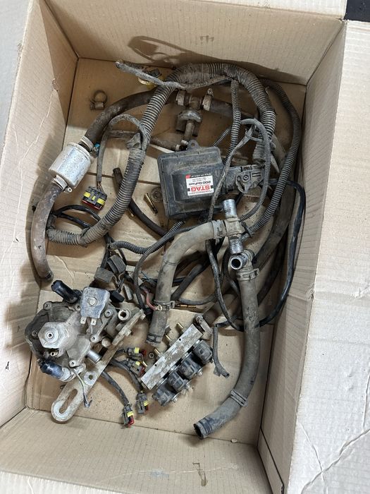 Продам ГБО Стаг 4-поколения использовал 6 месяцев